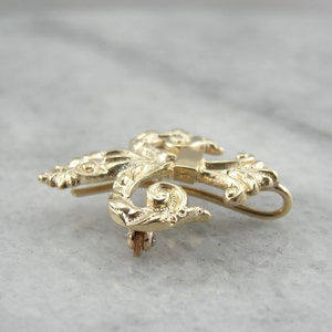 Antique Fleur De Lis Brooch in Fine Chased Gold 58FU2X-N image 3