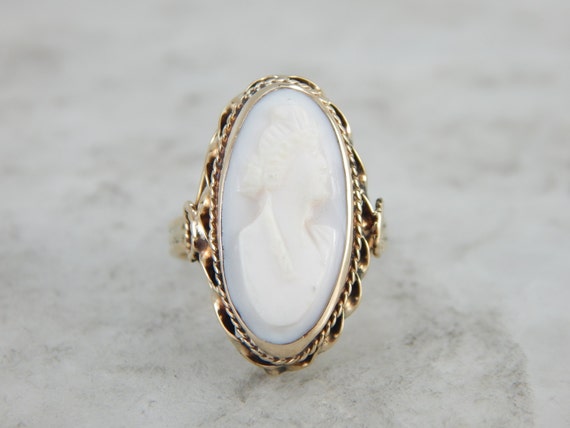 White with Pink Blush, Unusual Cameo Antique Cock… - image 2