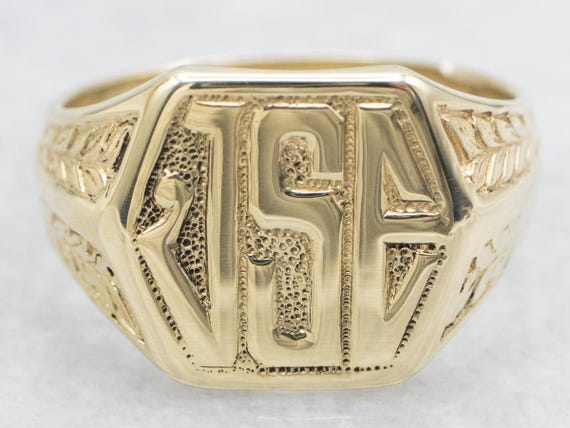 Antique mens signet ring - Gem Antique mens signet ring - Gem