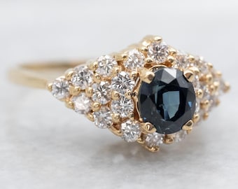 Pierścionek zaręczynowy z żółtego złota 14K z szafirem i diamentami