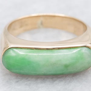 Mid-Century Jadeite Ring, Unisex Cabochon Ring, Yellow Gold Jadeite Ring, Vintage Cabochon Ring, Jadeite Jewelry, Stacking Ring A64340