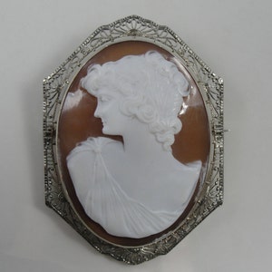 Große, geometrische Weißgold filigrane Art-Deco-Cameo Pin W94FQP-P