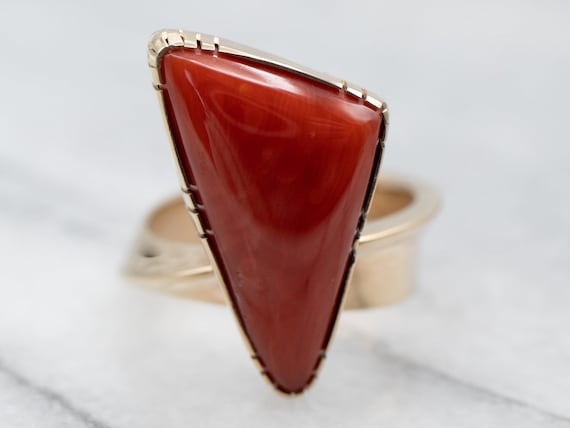 Vintage 14K Gold Triangle Coral Ring, Size 7.5 - image 1