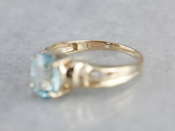 14K Yellow Gold Blue Zircon and Diamond Ring, Dec… - image 3