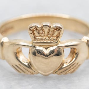 Yellow Gold Claddagh Ring, Claddagh Ring, Gold Claddagh Ring, Yellow Gold Ring, Irish Ring, Irish Jewelry, Sweetheart Ring, Ring A42556