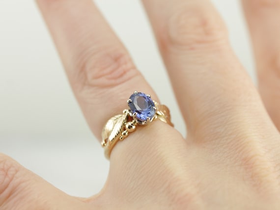 Indigo Blue Sapphire Gemstone set in a Vintage Le… - image 5