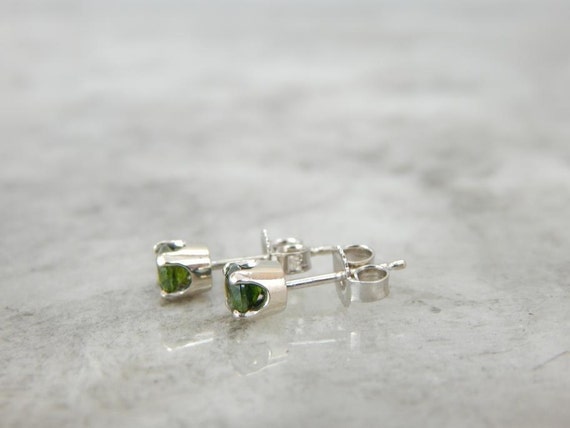 White Gold And Green Garnet Simple Stud Earrings … - image 3