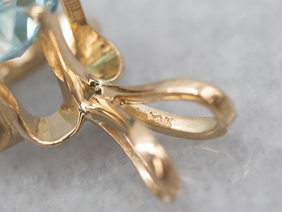 14K Yellow Gold Blue Zircon Buttercup Pendant, So… - image 3
