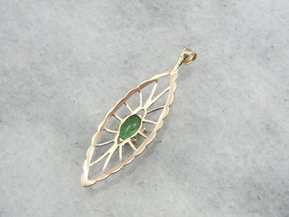 Art Nouveau Lavalier Pendant with Fine Green Garn… - image 2