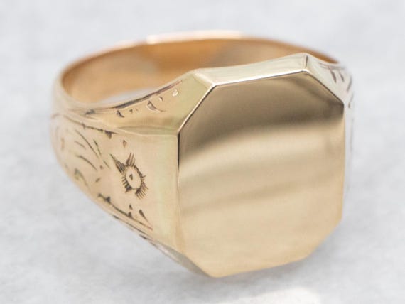 14K Yellow Gold Floral Signet Ring, Victorian Engraved Band, Size