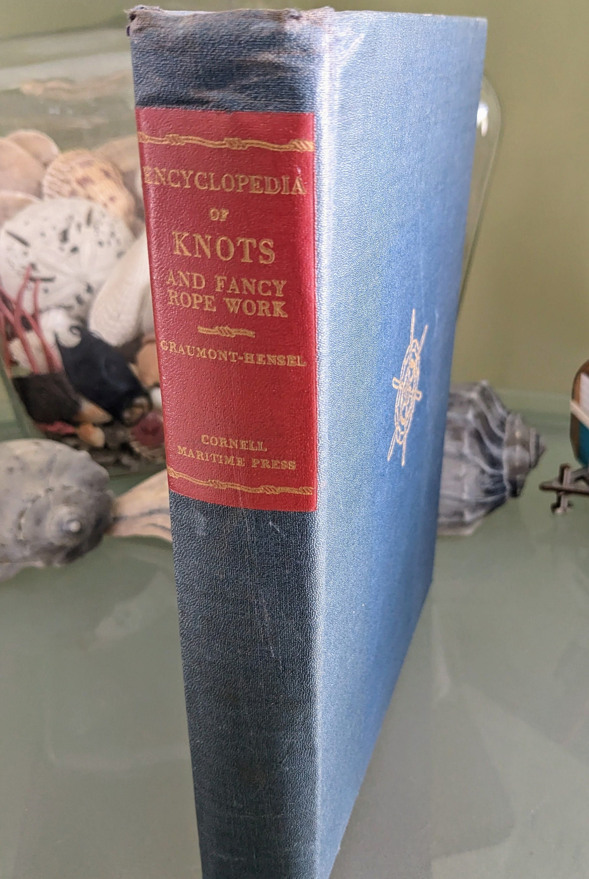 KNOTS & ROPE WORK: Encyclopedia of Knots and Fancy Rope Work, Raoul ...