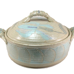 Blooming Garden Iris Casserole Stoneware Serving Baking Dish