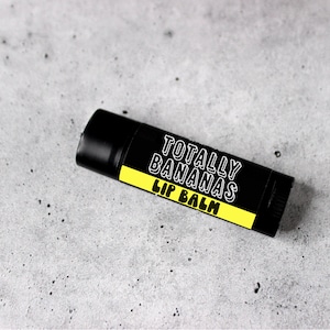 Veganer Lippenbalsam | TOTAL BANANEN | Alle natürlichen Lipgloss | Tierversuchsfreie Kosmetik