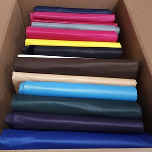 Heleboel 14 Solid Mix kleuren Flock Velvet Fabric Yards Off Cuts-Roll End Scraps Polyester/Nylon Ambachten/Stoffering/Kussens Materiaalresten