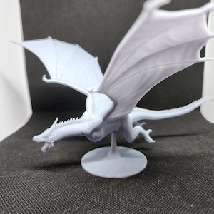 Juvenile Wyvern Miniature