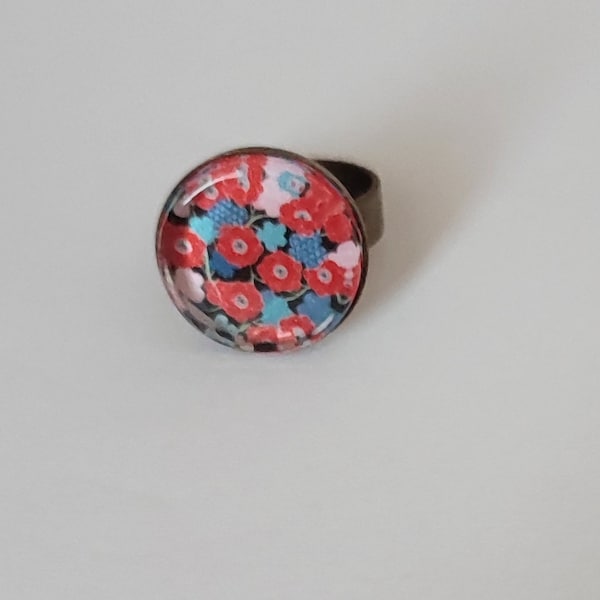 Bague cabochon fleurs multicolores japonaises