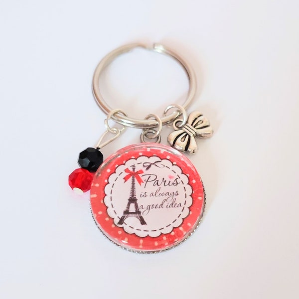 Porte clefs cabochon tour Eiffel