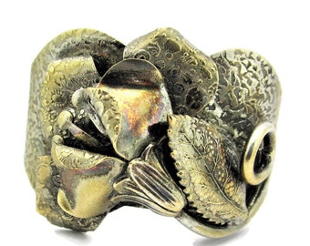 Flattened Rose Hinged Bracelet/Chunky Multi Tone Bangle /Repousse Front 3D Floral Motif/Antiqued Gold Tone with Silver Highlights/Botanical