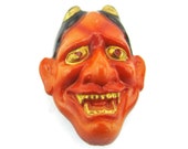 Toshikane 19mm Hannya button Red Female Demon Mask for Noh Play Hand Painted Arita Porcelain Japanese Theater For Jewelry or Sewing