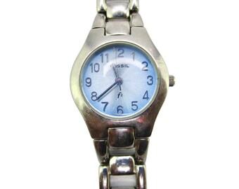 Fossil F2 Silver Tone Watch/Faceted Crystal/ Metal  Band/ Blue  Dial / es9463 250209 /NEW BATTERY - Fits Up to 7"