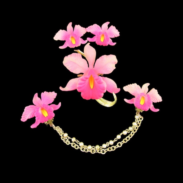 Ensemble d'orchidées roses en celluloïd / Cattleyas 3D en plastique précoces / Boucles d'oreilles, broche et clip pour pull / Cadre doré / Bijoux botaniques pour amoureux des fleurs /