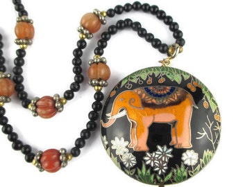 Vintage Cloisonne Trunk-up Elephant  Medallion Agate Necklace