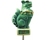 Toshikane FOO DOG Spoon Right Facing Ceramic Finial Rare Green Chinese Guardian lion Hand Painted Arita Porcelain Demitasse Sterling Silver