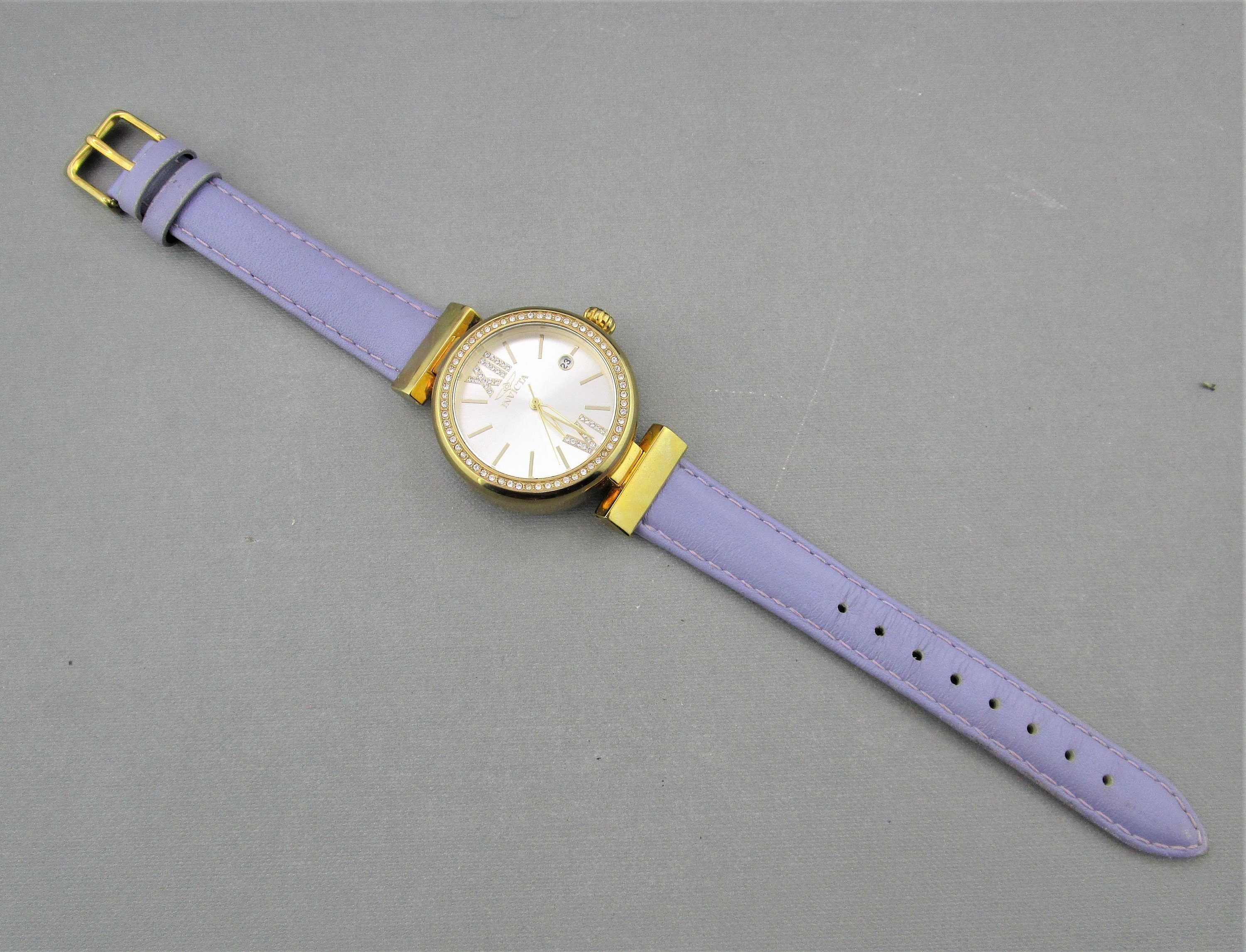 Invicta 限定版 腕時計4点セットです Amazon.co.jp: [インビクタ] 腕時計 Pro Diver 石英 48mm ケース