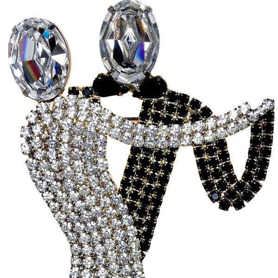 Butler and wilson shop dancing couple brooch