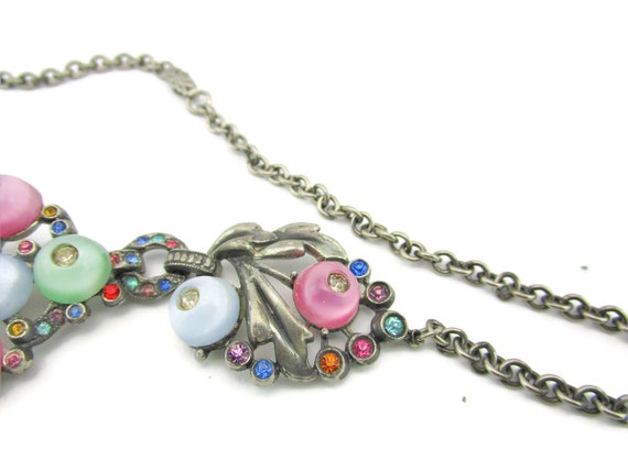 Art Deco Shoe Button Necklace/Pastel Colored Grap… - image 5