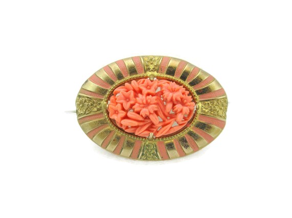 Victorian Molded Coral Glass Brooch/Carved Art No… - image 3
