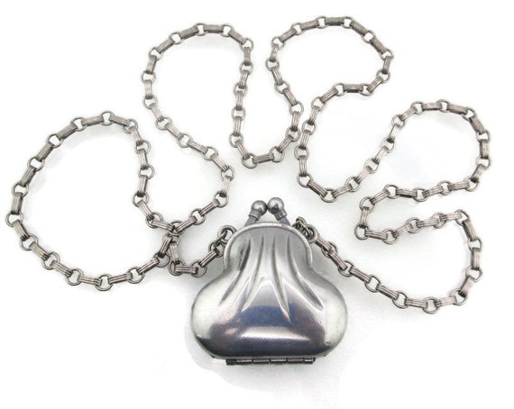 Victorian Coin Purse Necklace/hard 