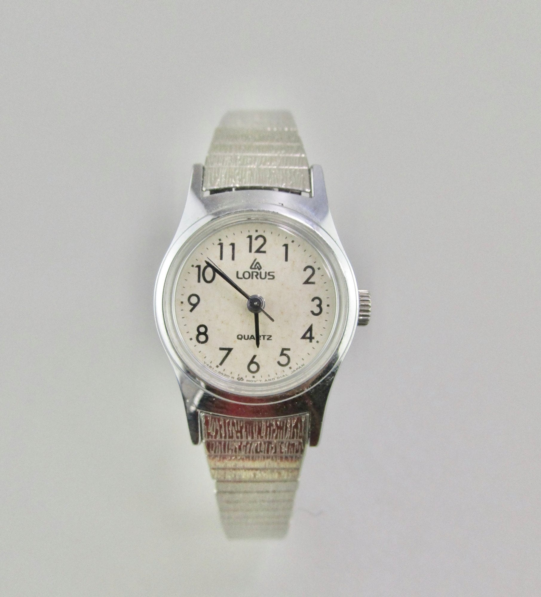 LORUS Silver Tone Quartz Watch/adjustable Slide Clasp  display picture 1