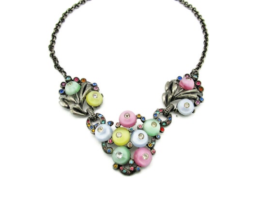 Art Deco Shoe Button Necklace/Pastel Colored Grap… - image 9