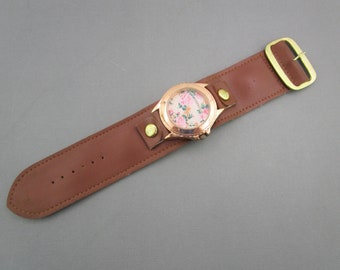 Brown Hippie Watch Band / AeroPostale Quartz Timepiece / Nouvelle batterie / Cadran floral Coppertone Bezel / Similicuir en similicuir