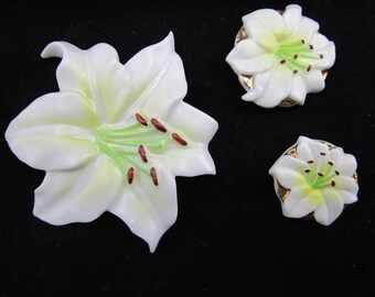 AITOSHA 13pc -yuzana Flower Buttons & Pin Set/hand Painted