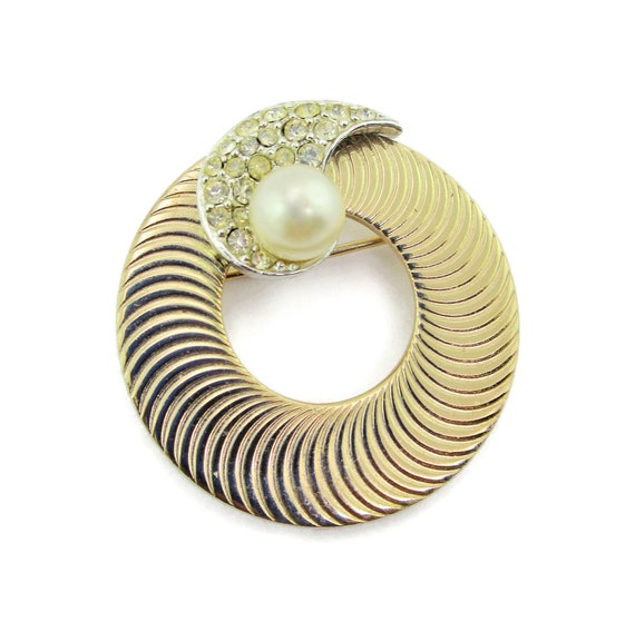 【希少】BOUCHER ブーシェ ブローチ フェイクパール ゴールド 希少】BOUCHER ブーシェ ブローチ フェイクパール ゴールド