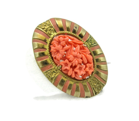 Victorian Molded Coral Glass Brooch/Carved Art No… - image 2