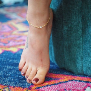 14k Gold Filled Anklet with Solid Gold White Topaz