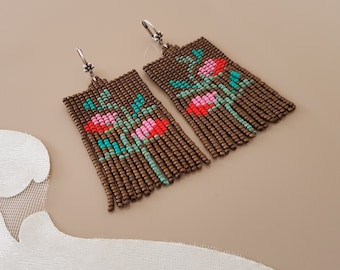 Seed bead floral fringe earrings, Flowery nature dangle, Statement beadwork Earrings, Handwoven tassel dangling, Earthy boho jewelry