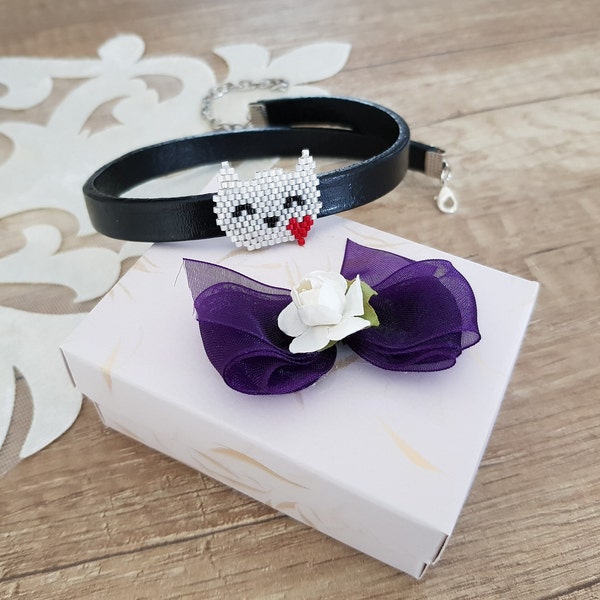 Tour de cou en cuir noir avec chat blanc perlé de graines, cadeau de propriétaire de chat, collier d'amoureux des animaux pour femmes ou filles, cadeau d'amant de chat, cadeau d'anniversaire pour elle