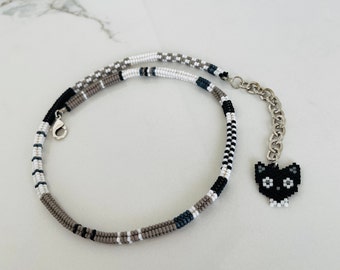 Black White Handwoven Rope Necklace, Beaded Herringbone Cat Choker, Beadwork Everyday Jewelry, Birthday Gift Her