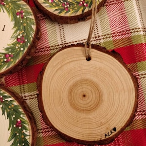 LIMITED TIME offer: Hand-painted PERSONALIZED wood slice Merry Berry Christmas tree ornament image 3