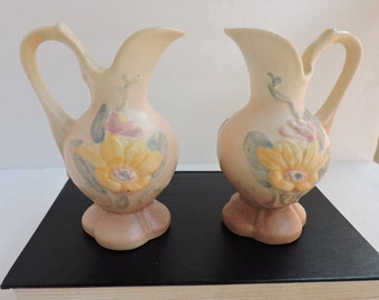 Tall #87 Ewer Pitcher Matte Finish Pinecone Motif Beige and Brown Woodsy Cabin Decor ref 21070 Vintage Hull U.S.A