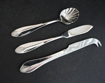 Cheese and Butter Knife with Sugar Shell | Silver Hostess Set of 3 | Vintage Buffet Serving Utensils | Entertaining | GreenTreeBoutique