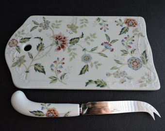 Cheese Plate with Knife Andrea by Sadek Ceramic Vintage Hors d&#39;oeuvres Dish Elegant Server Platter GreenTreeBoutique