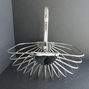 Silver Wire Bread Basket | Williams Rogers & Son Vintage Serving Container | Kitchen Table Fruit Display | GreenTreeBoutique
