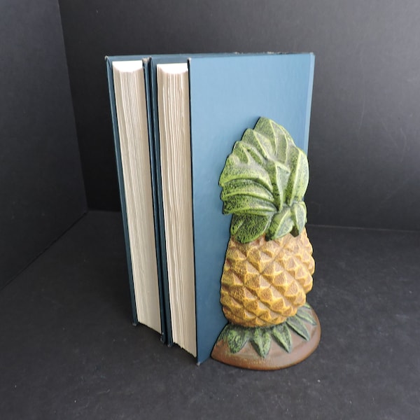 Gold Pineapple Doorstop or Single Bookend | Vintage Heavy Metal Door Holder | GreenTreeBoutique