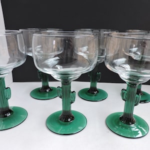 Cactus Margarita Glasses Green Stem Set of 4 Libbey Southwest Drink Glassware Bar Party Drinks GreenTreeBoutique