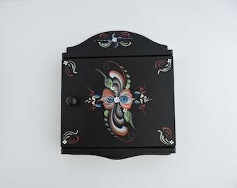 Hand Painted Wood Key Box Mudroom Organizer Decor Black Key Holder Rack with 7 Hooks Wall Art GreenTreeBoutique